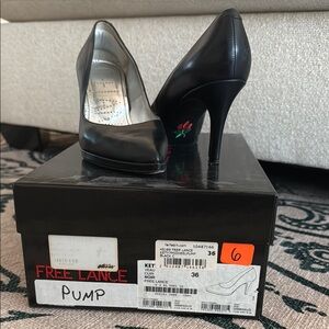 Black Stiletto Heels with Pointed Toe